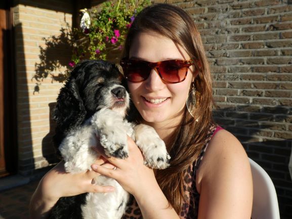 Dierenarts Erinke van der Hooft